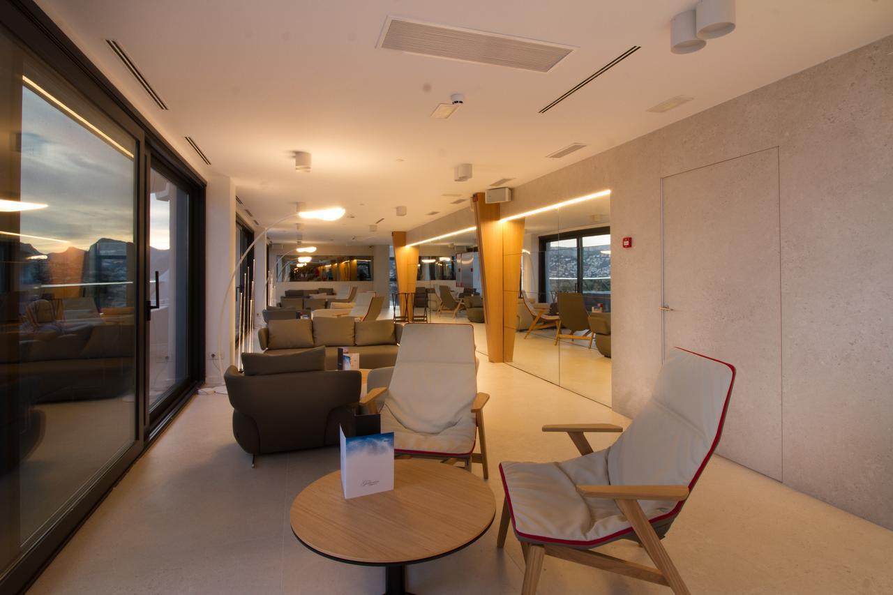 Estimar Calpe Suitopia Luaran gambar